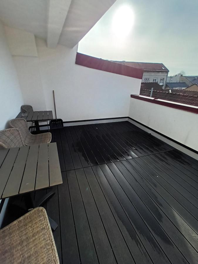 Old Town Studio Apartments 巴亚马雷 外观 照片