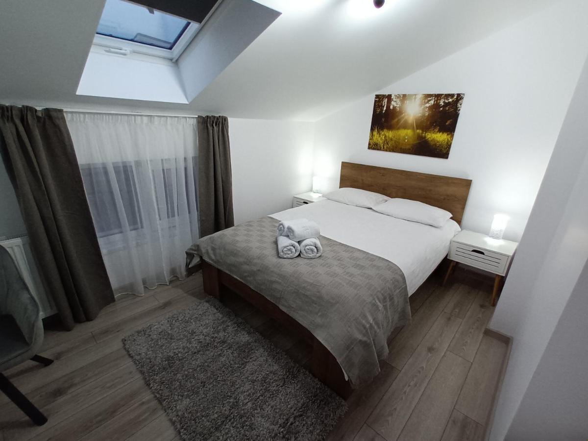 Old Town Studio Apartments 巴亚马雷 外观 照片