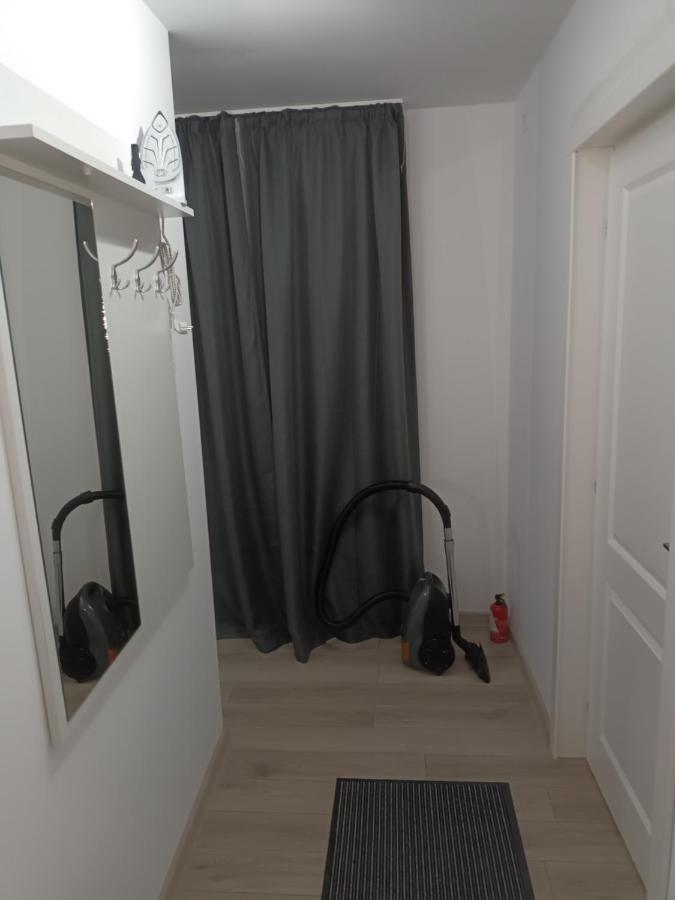 Old Town Studio Apartments 巴亚马雷 外观 照片